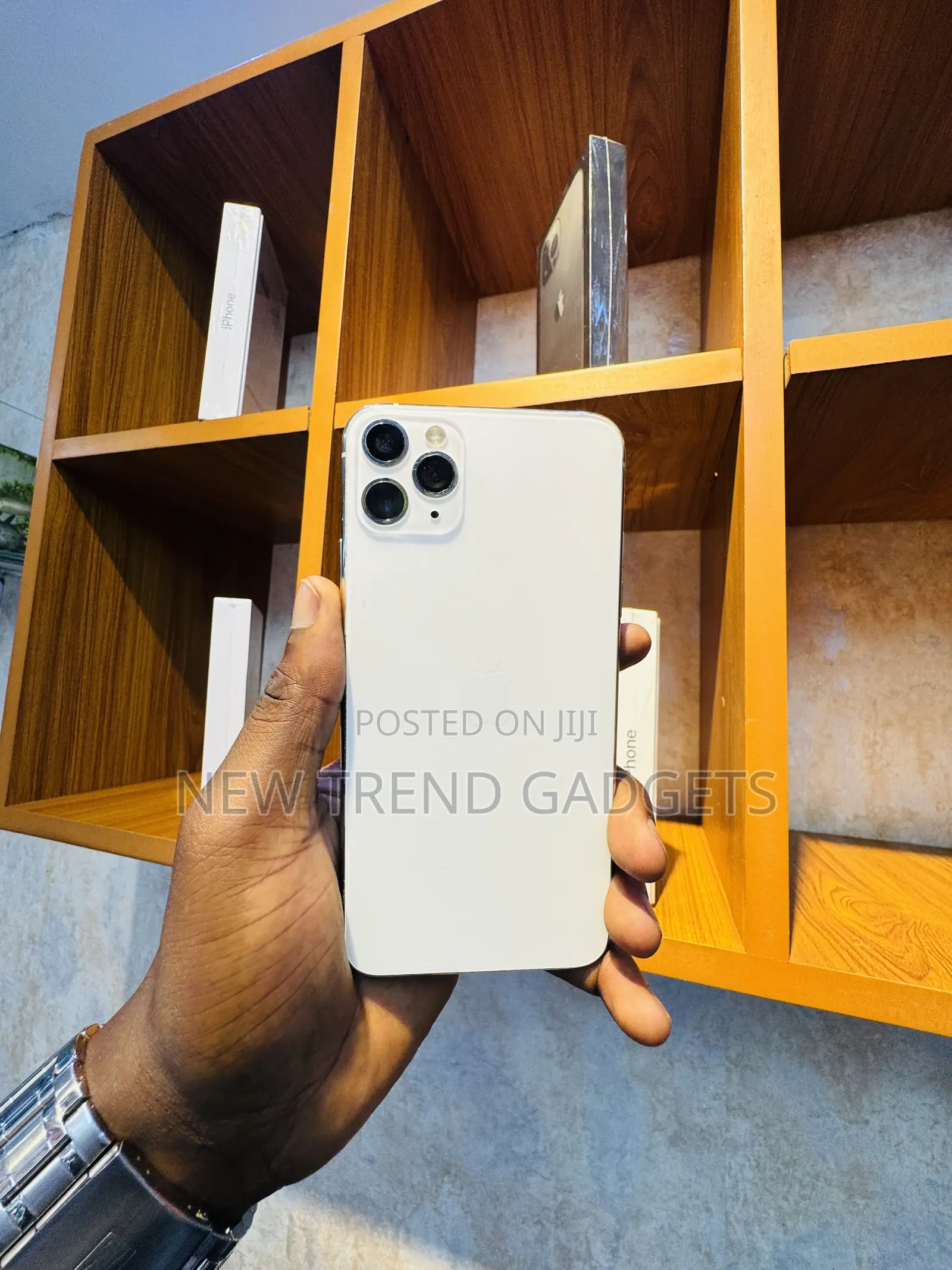 Apple iPhone 11 Pro Max 64 GB White