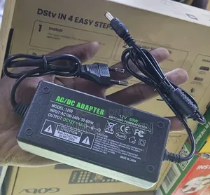 AC/DC Switching Power Adapter
