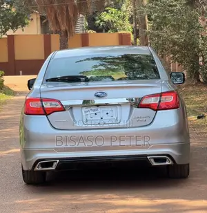 Subaru Legacy 2017 Silver