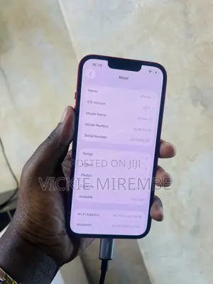 Apple iPhone 13 128 GB Red