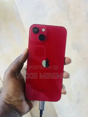 Apple iPhone 13 128 GB Red