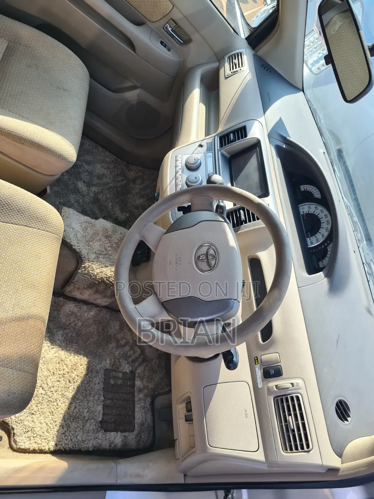 Toyota Raum 2011 Silver