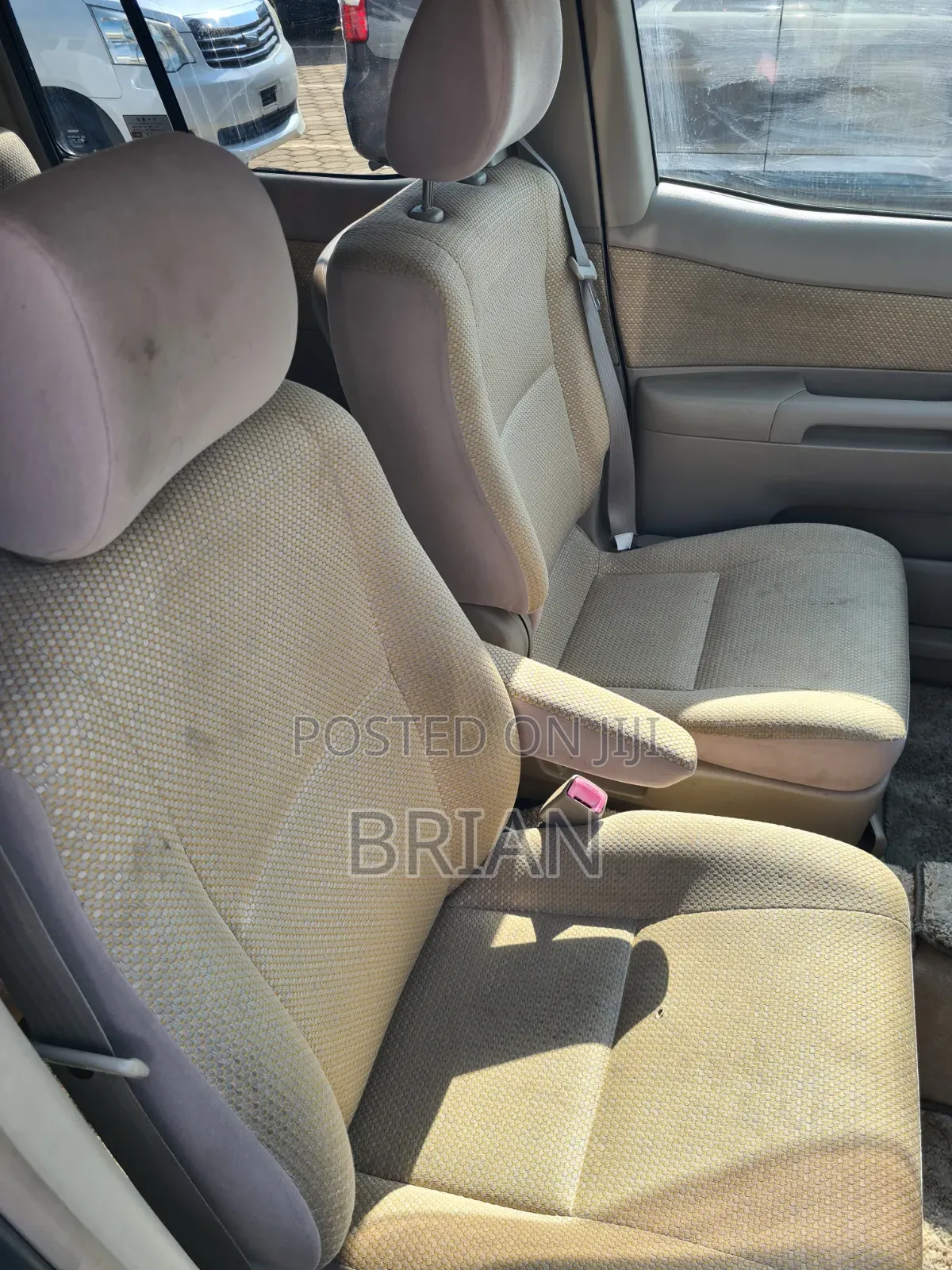 Toyota Raum 2011 Silver