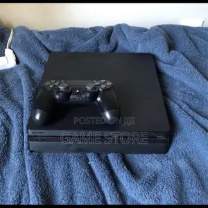 PS4 Slim: Because Pizzas and Video Games Fix Everything!