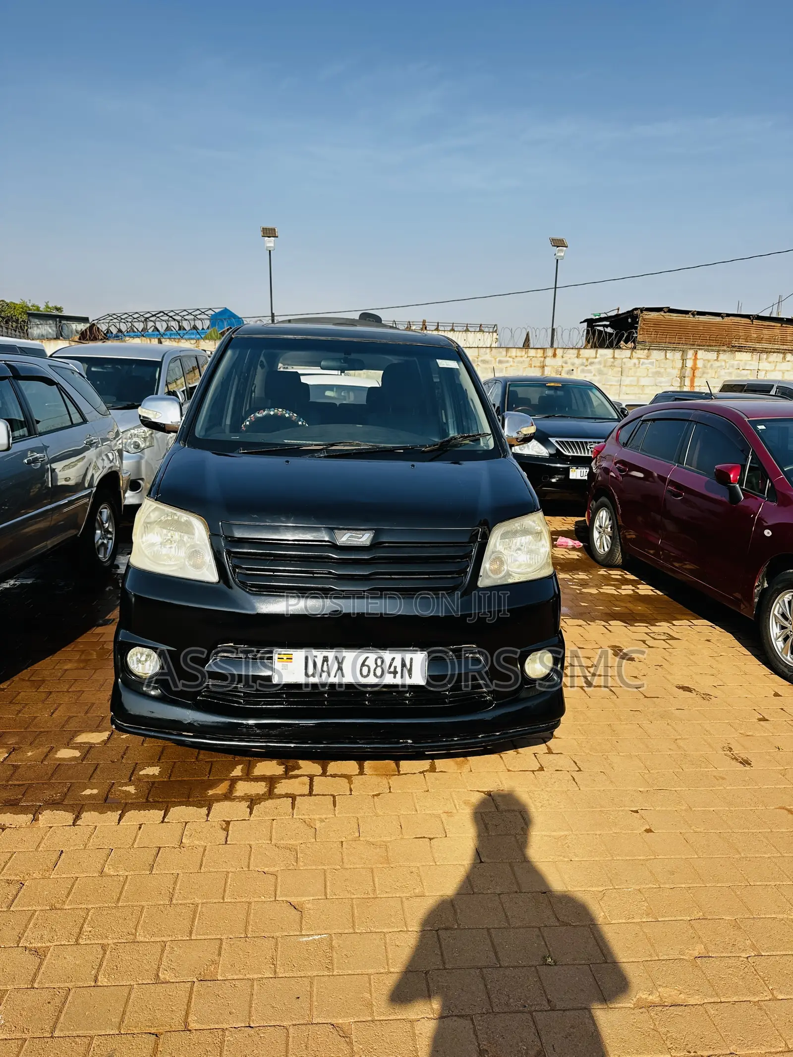 Toyota Noah 2012 Black