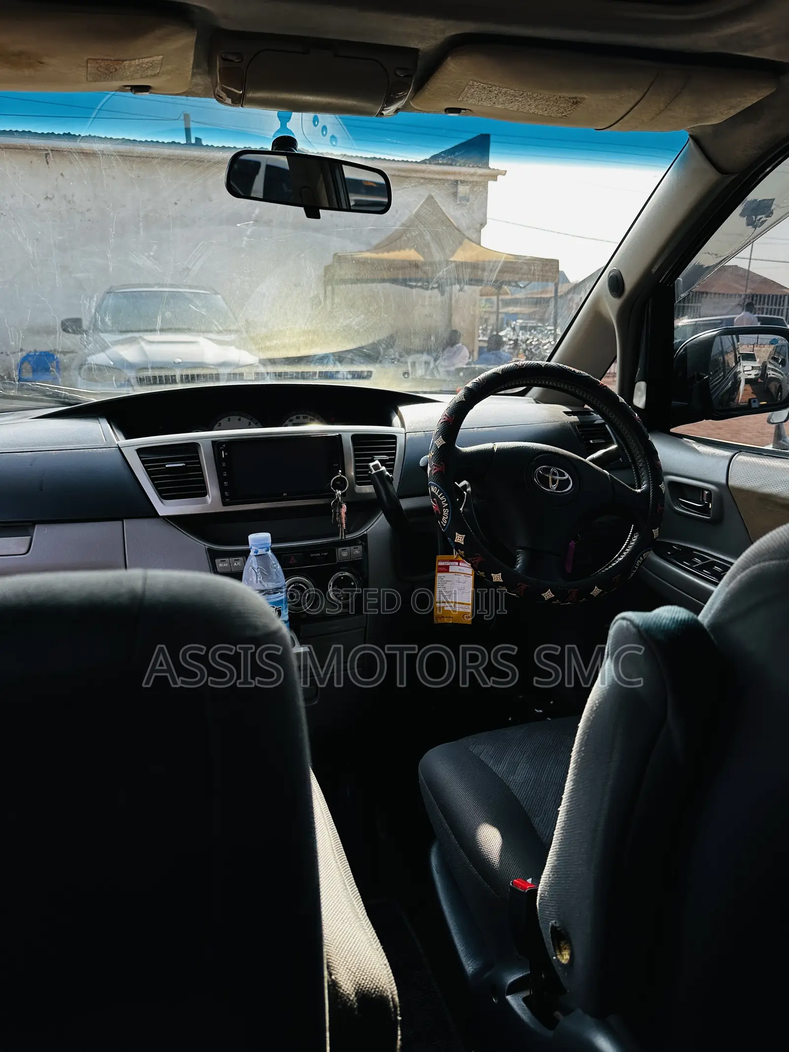 Toyota Noah 2012 Black
