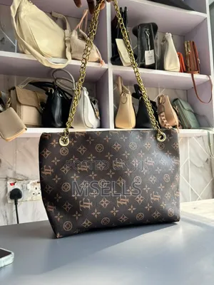 MM Chain Shoulder Bag