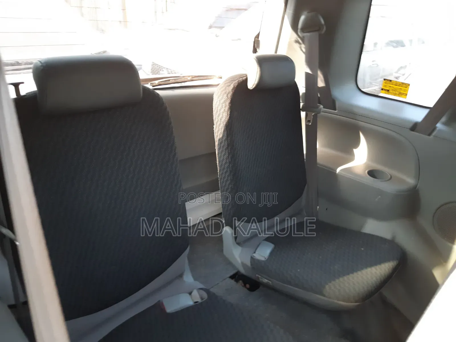 Toyota Sienta 2009 White