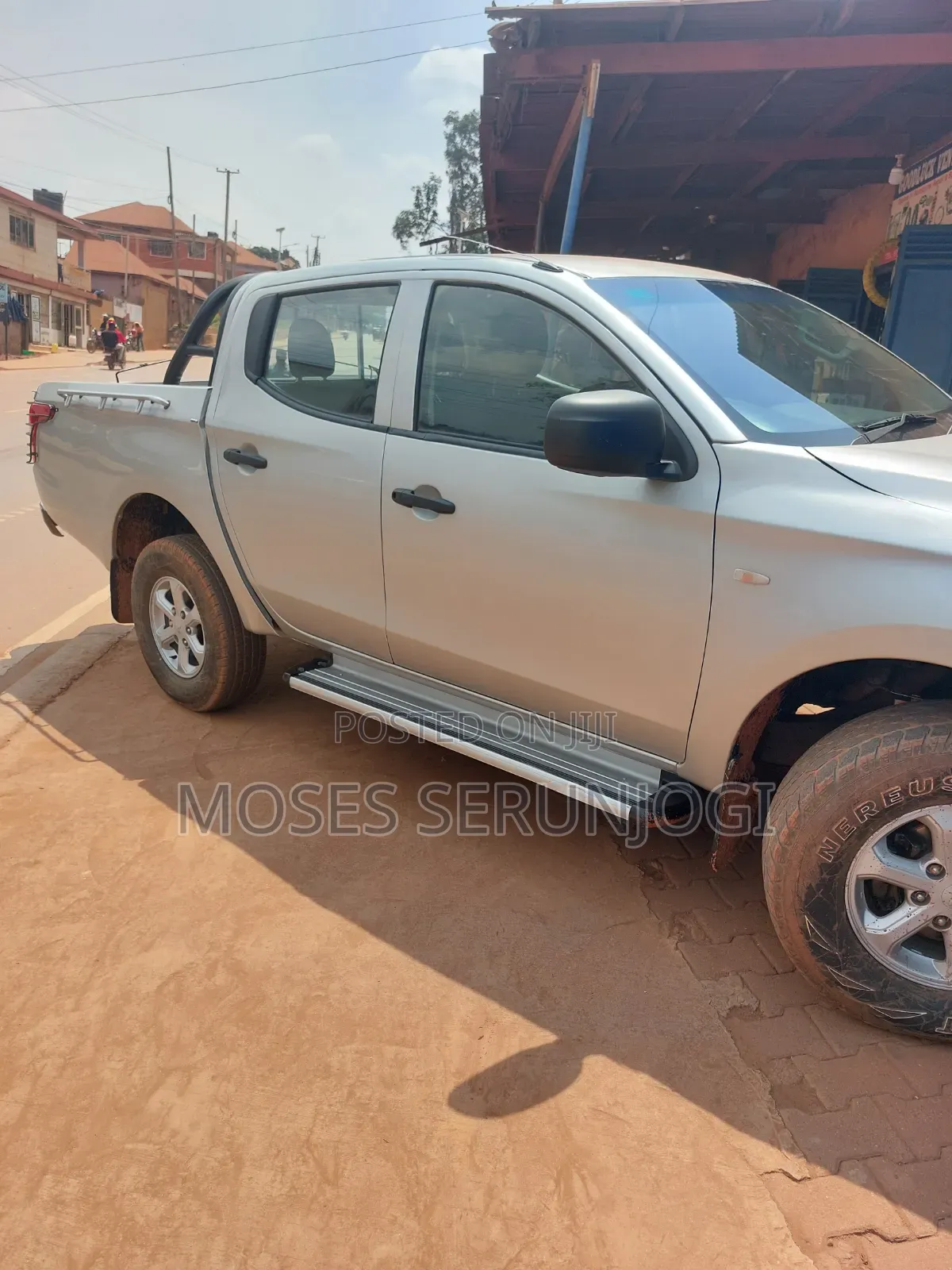 Mitsubishi L200 2015 Silver
