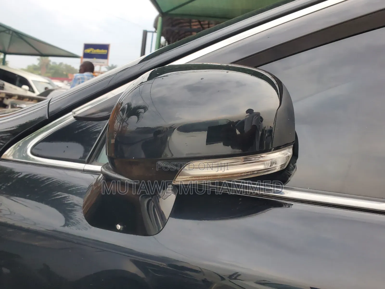 Toyota Crown 2012 Black