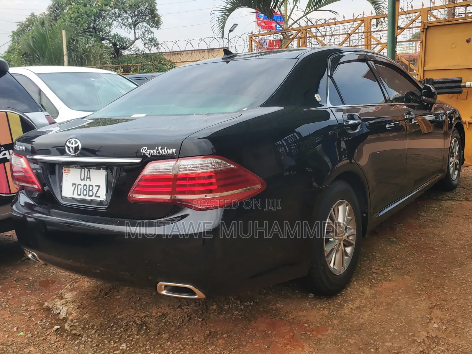 Toyota Crown 2012 Black