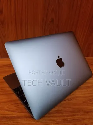 New Laptop Apple MacBook 2017 8GB Intel Core i7 SSD 256GB