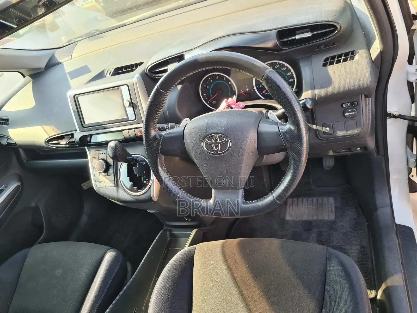 Toyota Wish 2012 White