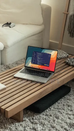 New Laptop Apple MacBook Pro 18GB Apple M3 Pro SSD 1T