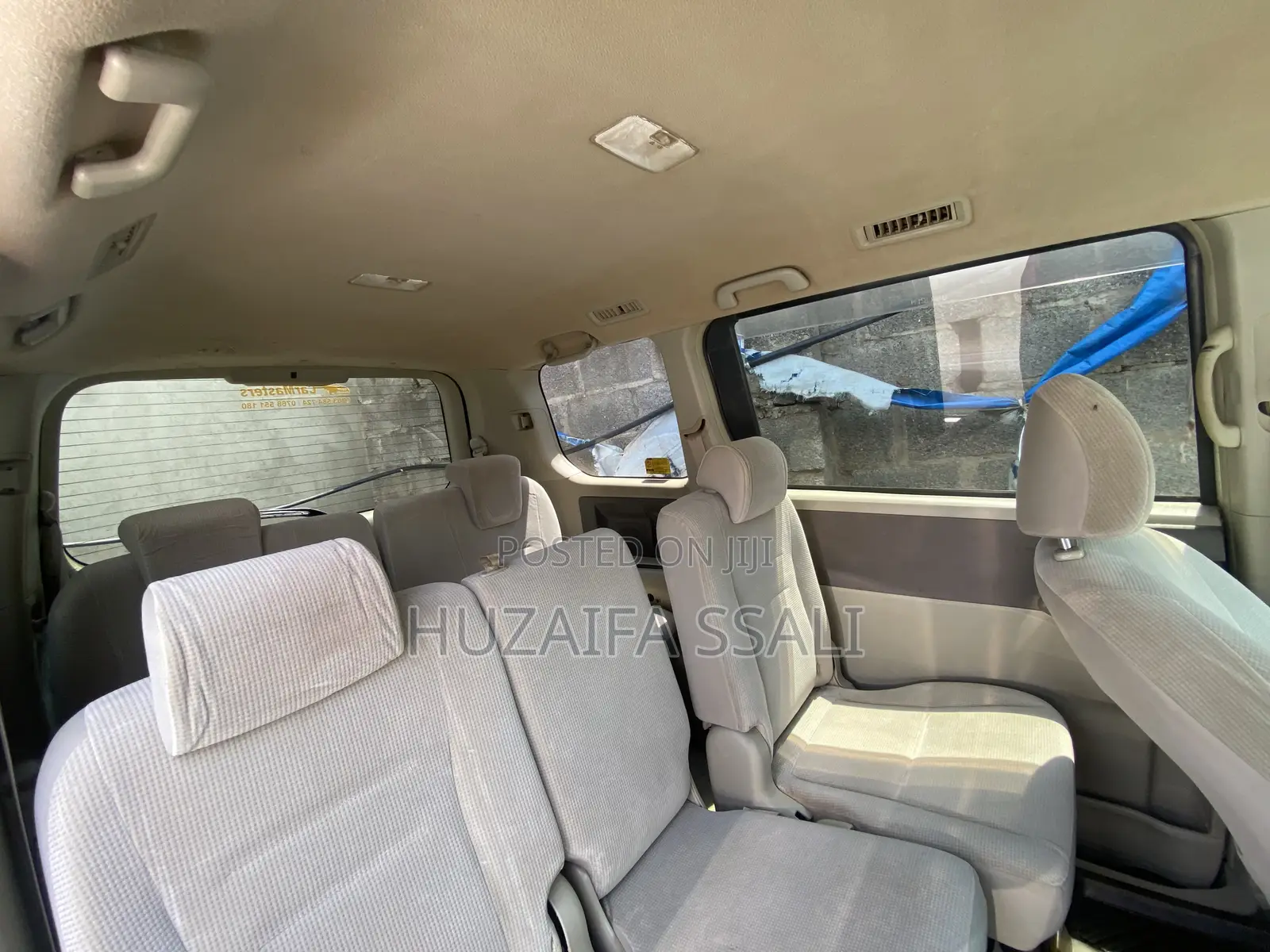 Toyota Noah 2010 White