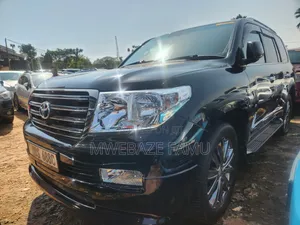 Toyota Land Cruiser 2015 Black