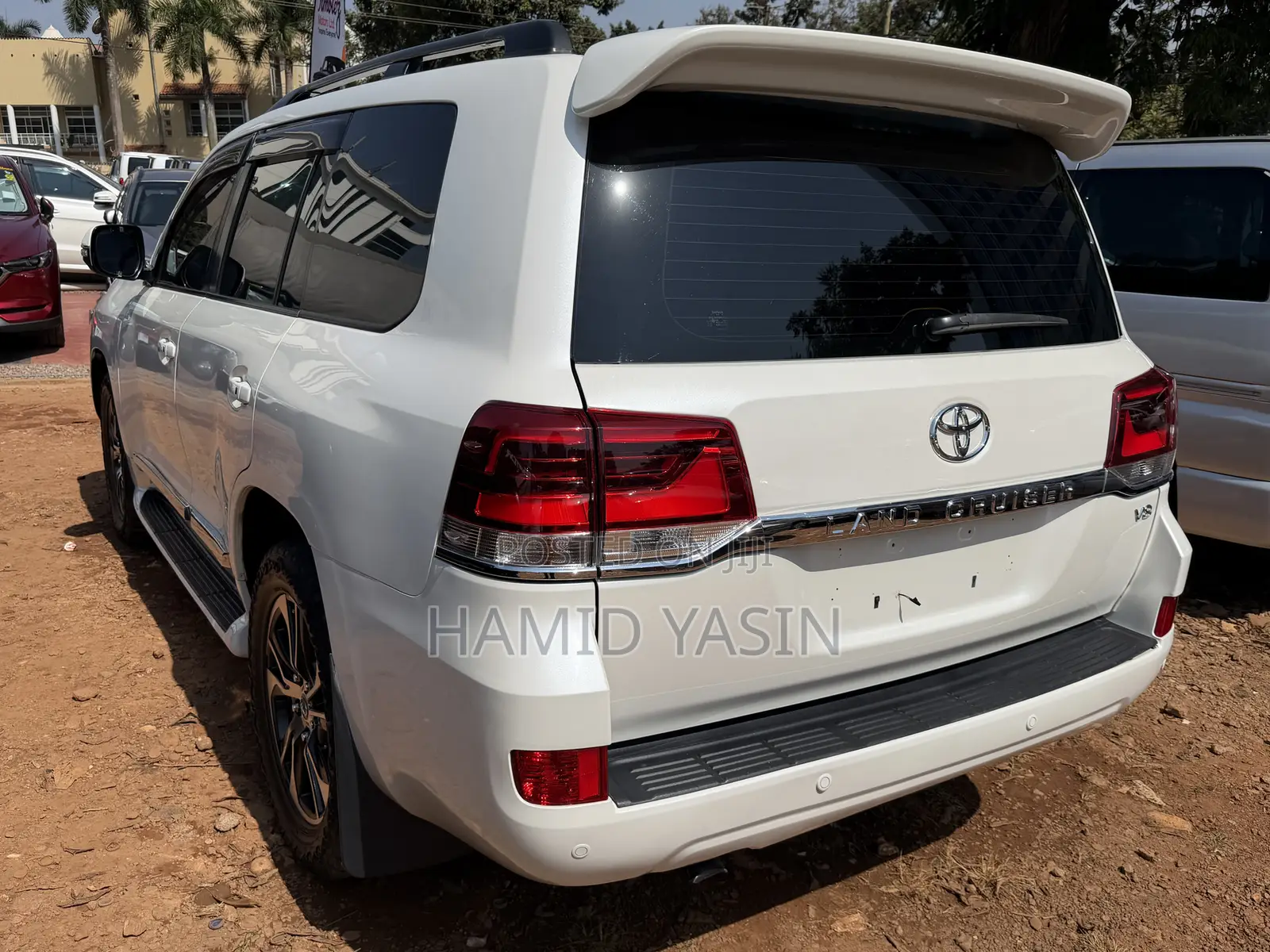 Toyota Land Cruiser 2015 White