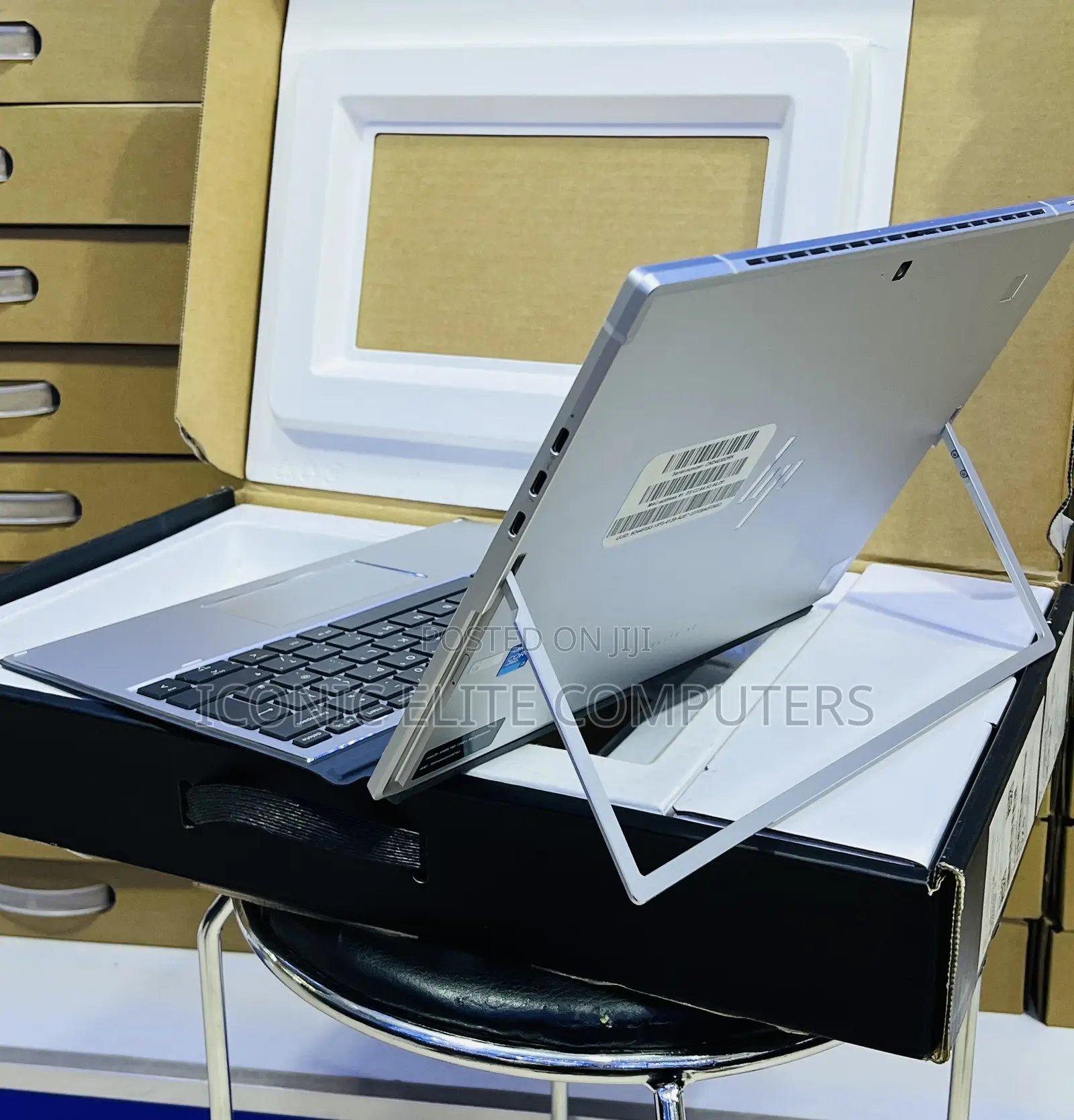 New Laptop HP Elite X2 G8 8GB Intel Core i5 SSD 256GB