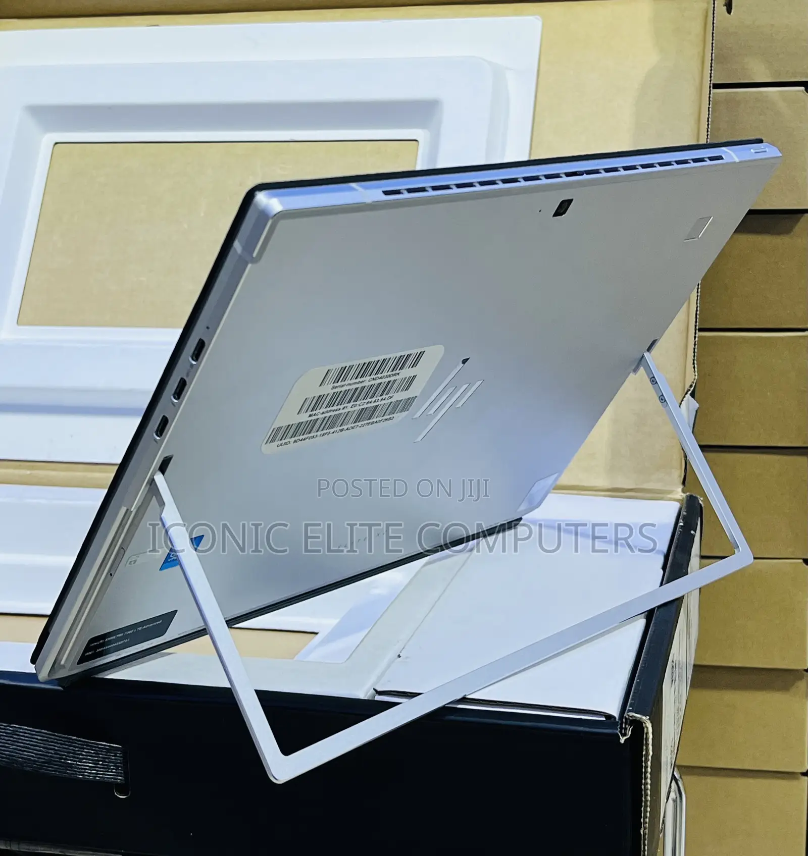 New Laptop HP Elite X2 G8 8GB Intel Core i5 SSD 256GB