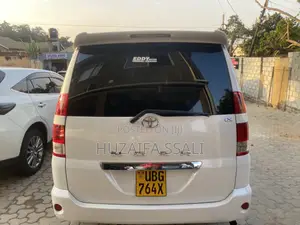 Toyota Noah 2008 Silver