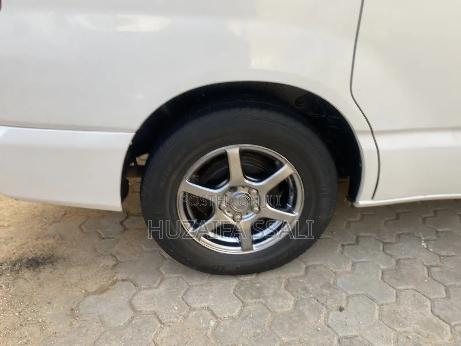 Toyota Noah 2008 Silver