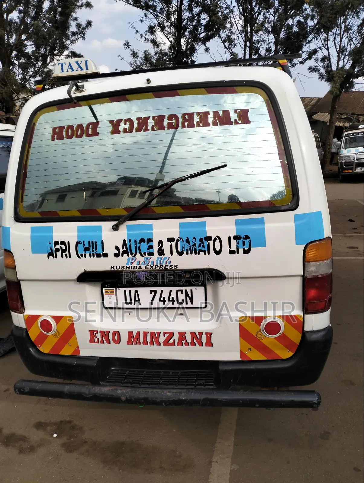 Toyota HiAce 2001 White