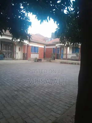 Furnished 12bdrm House in Bunamwaya, Makindye for rent