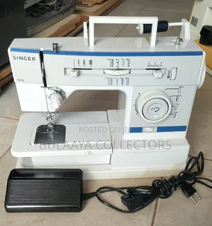 UK Used Singer 8610 Electric Sewing Machine.