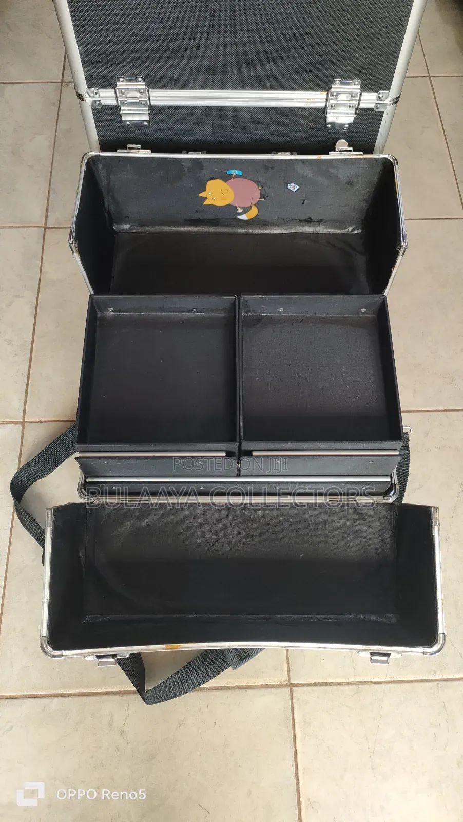 UK Used Professional Rolling Makeup Train Case.