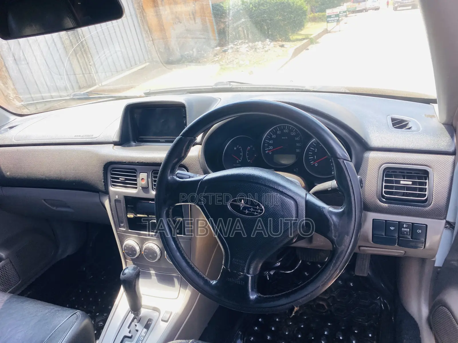Subaru Forester Automatic 2004 White