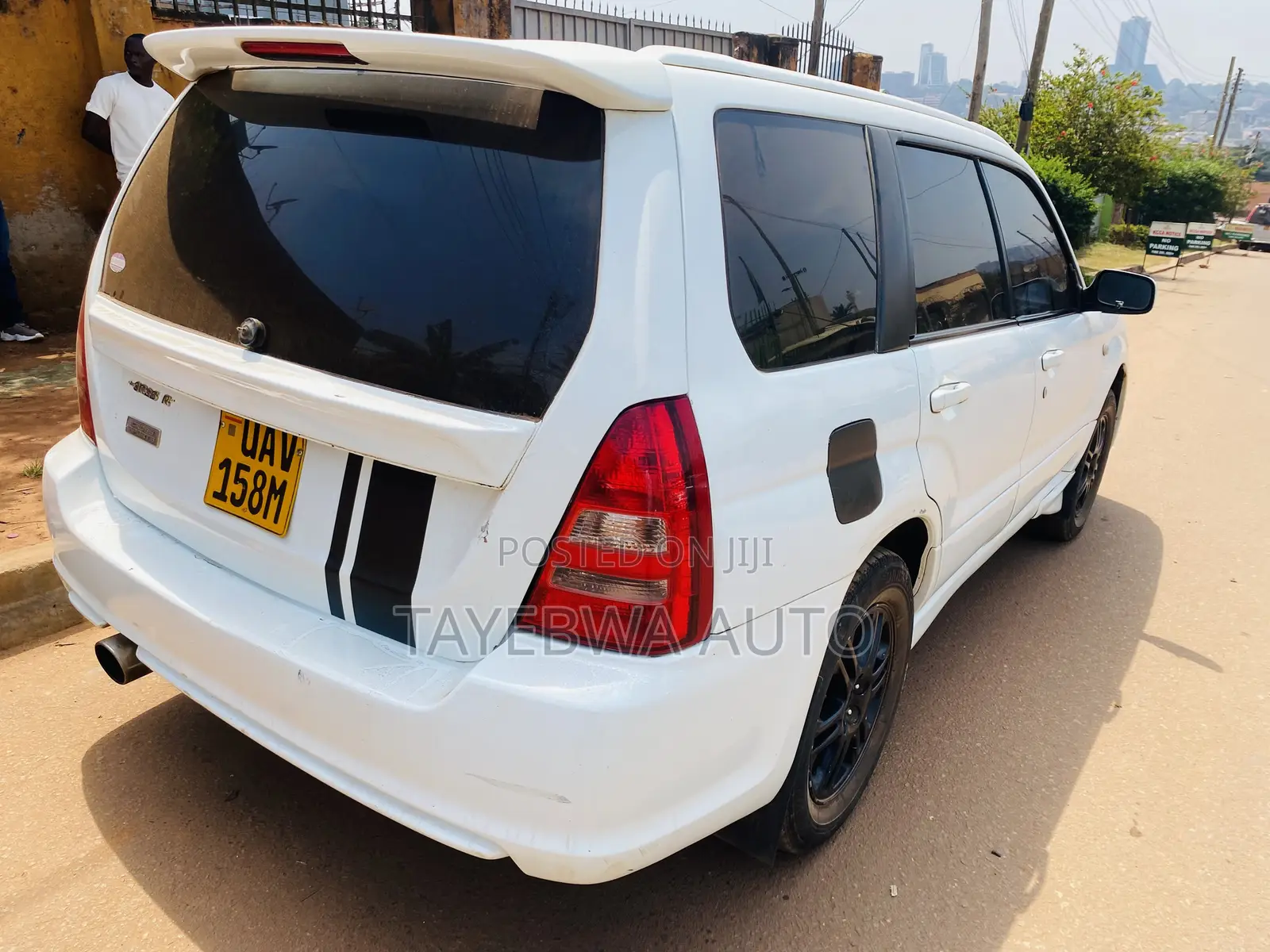 Subaru Forester Automatic 2004 White