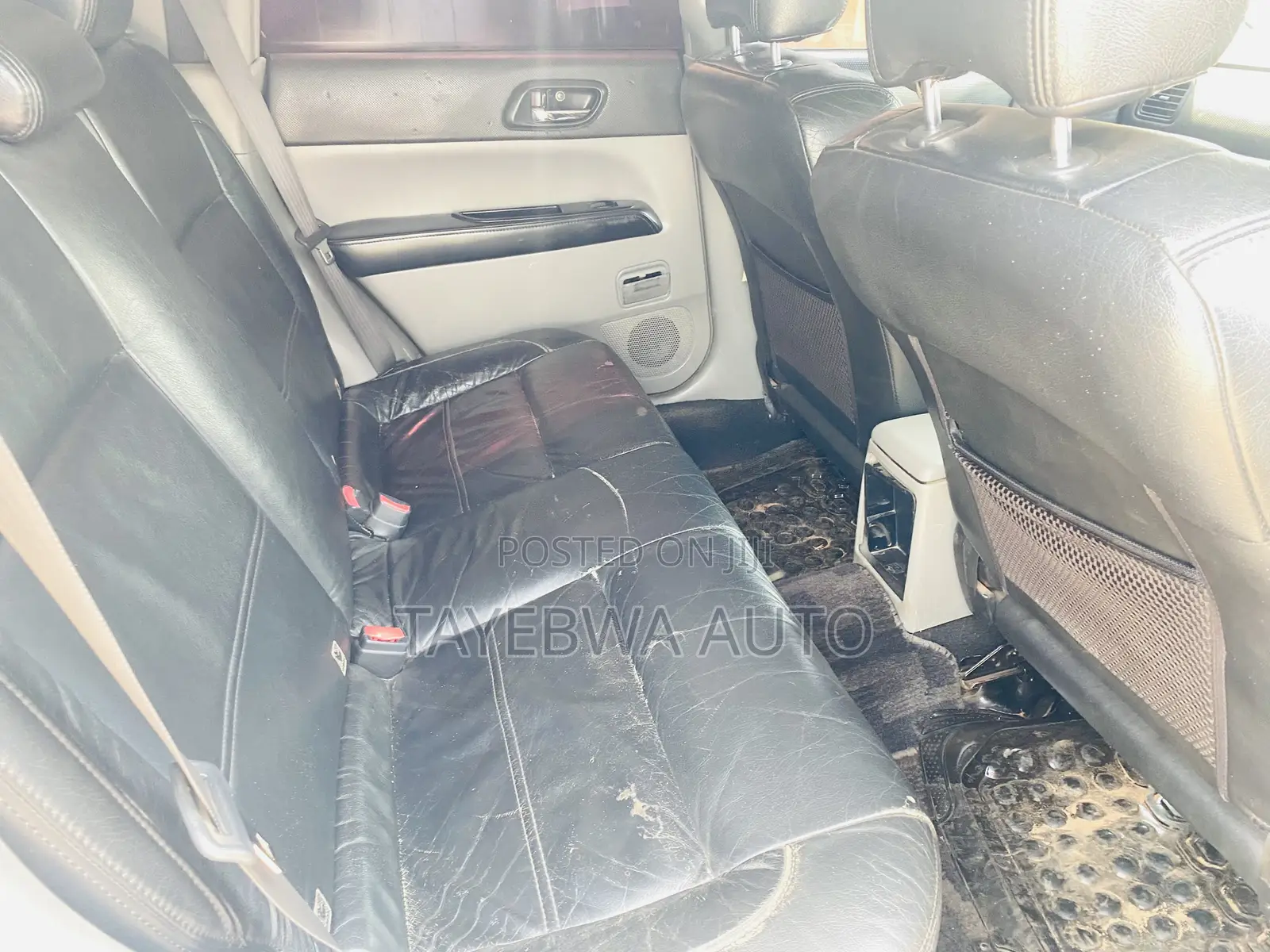 Subaru Forester Automatic 2004 White