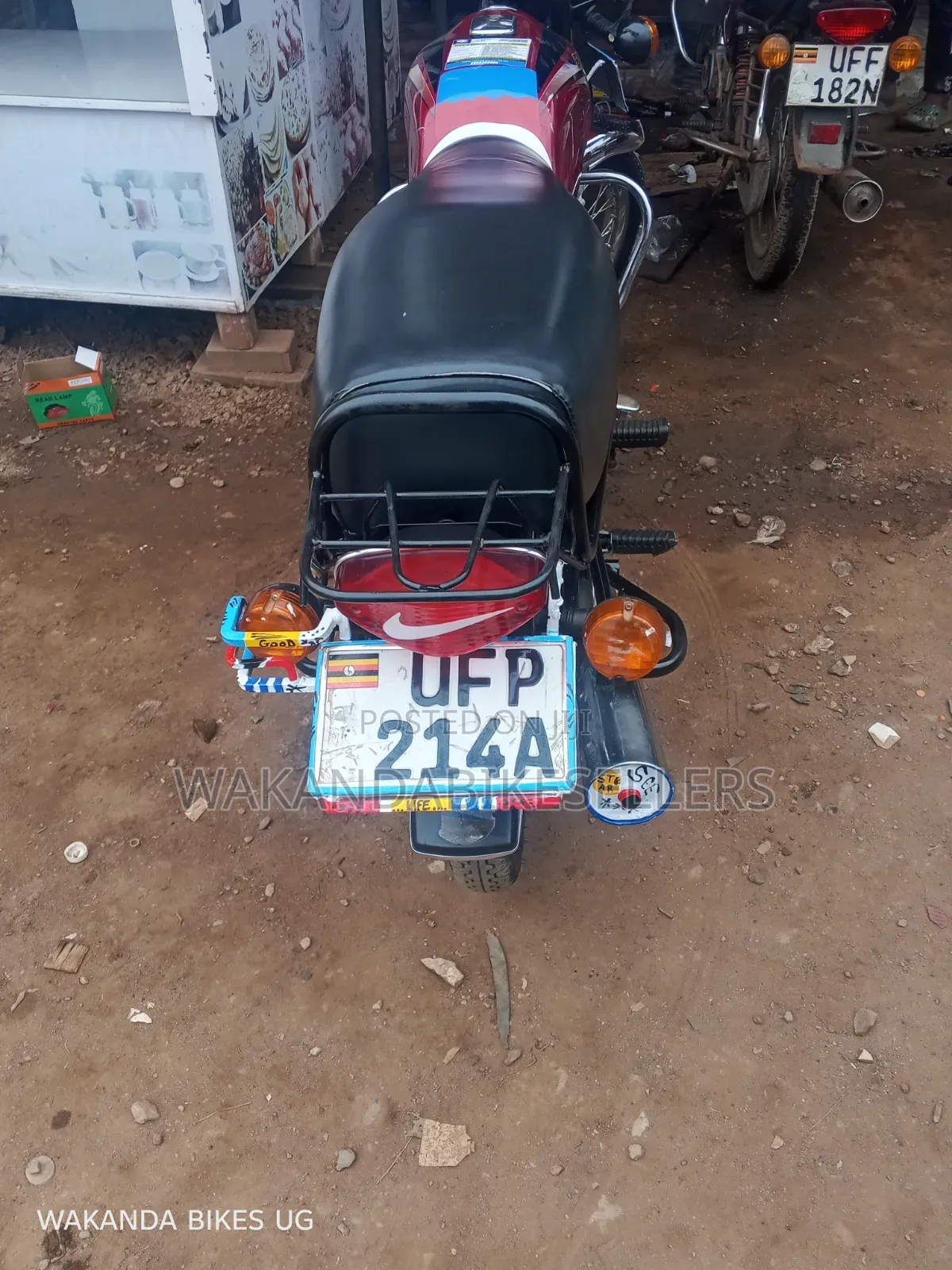 Bajaj Boxer 100 2023 Red