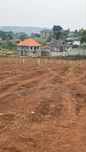 A Beautiful Plots on Sale in Kitende Lumuli Entebbe Road 68m Ugx