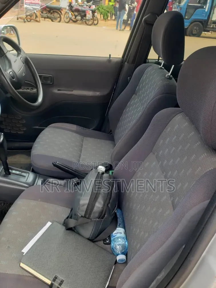 Daihatsu Terios Automatic 2004 Silver
