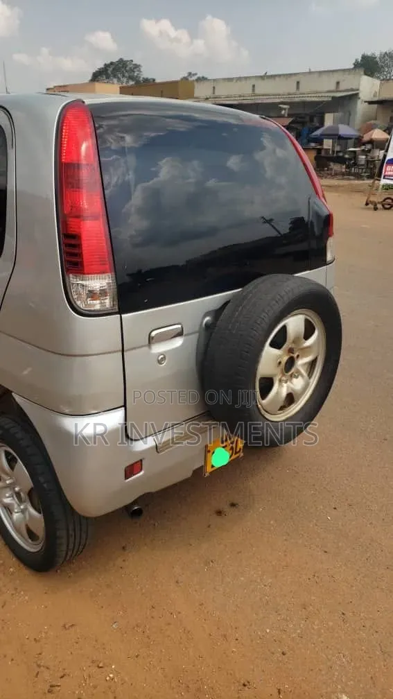 Daihatsu Terios Automatic 2004 Silver