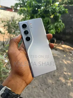 New Tecno Camon 40 Pro 5G 256 GB Gray