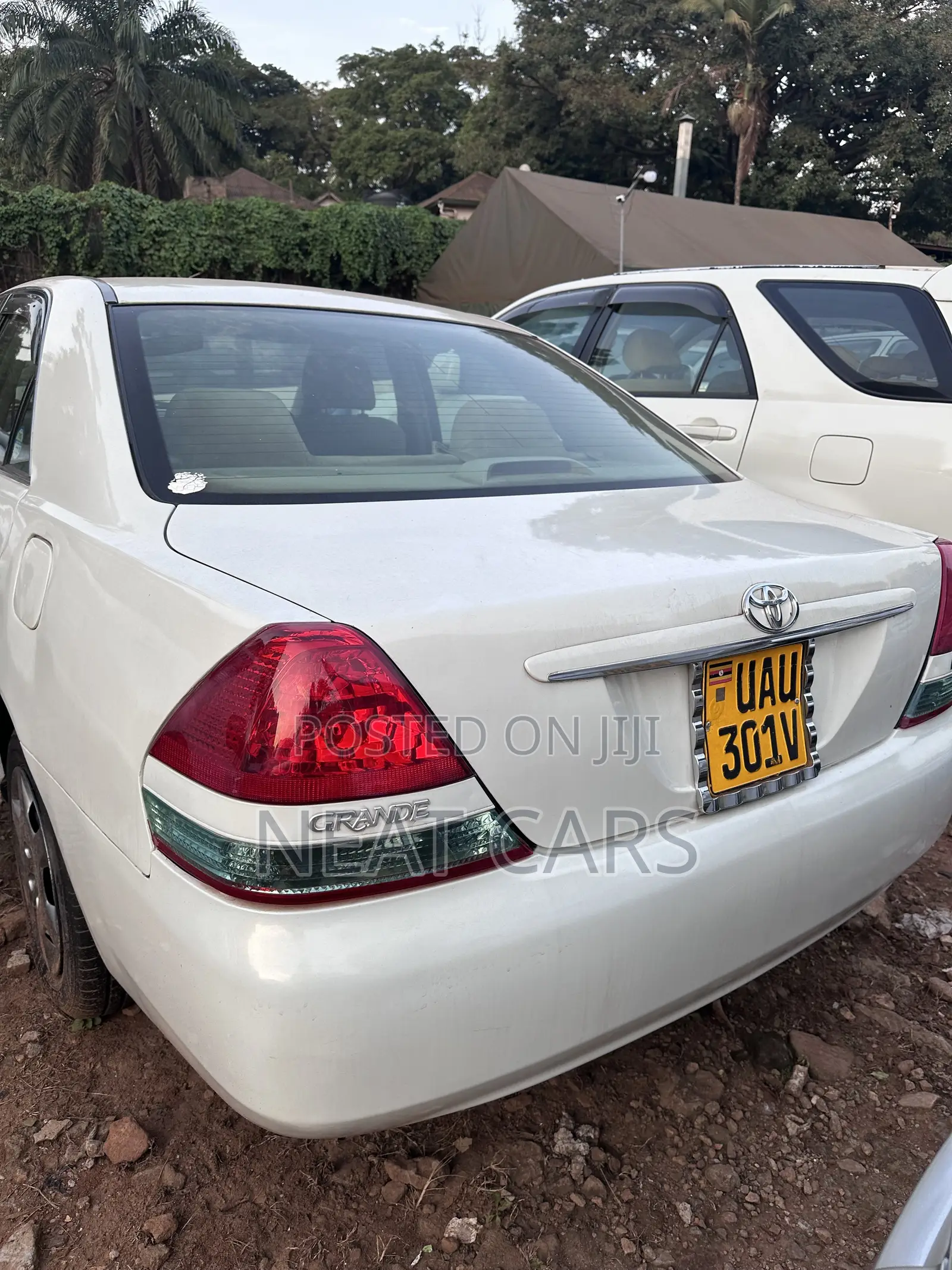 Toyota Mark II 2002 White