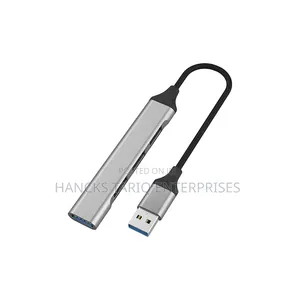 EZRA 4-in-1 USB-C Hub (Model UH10).
