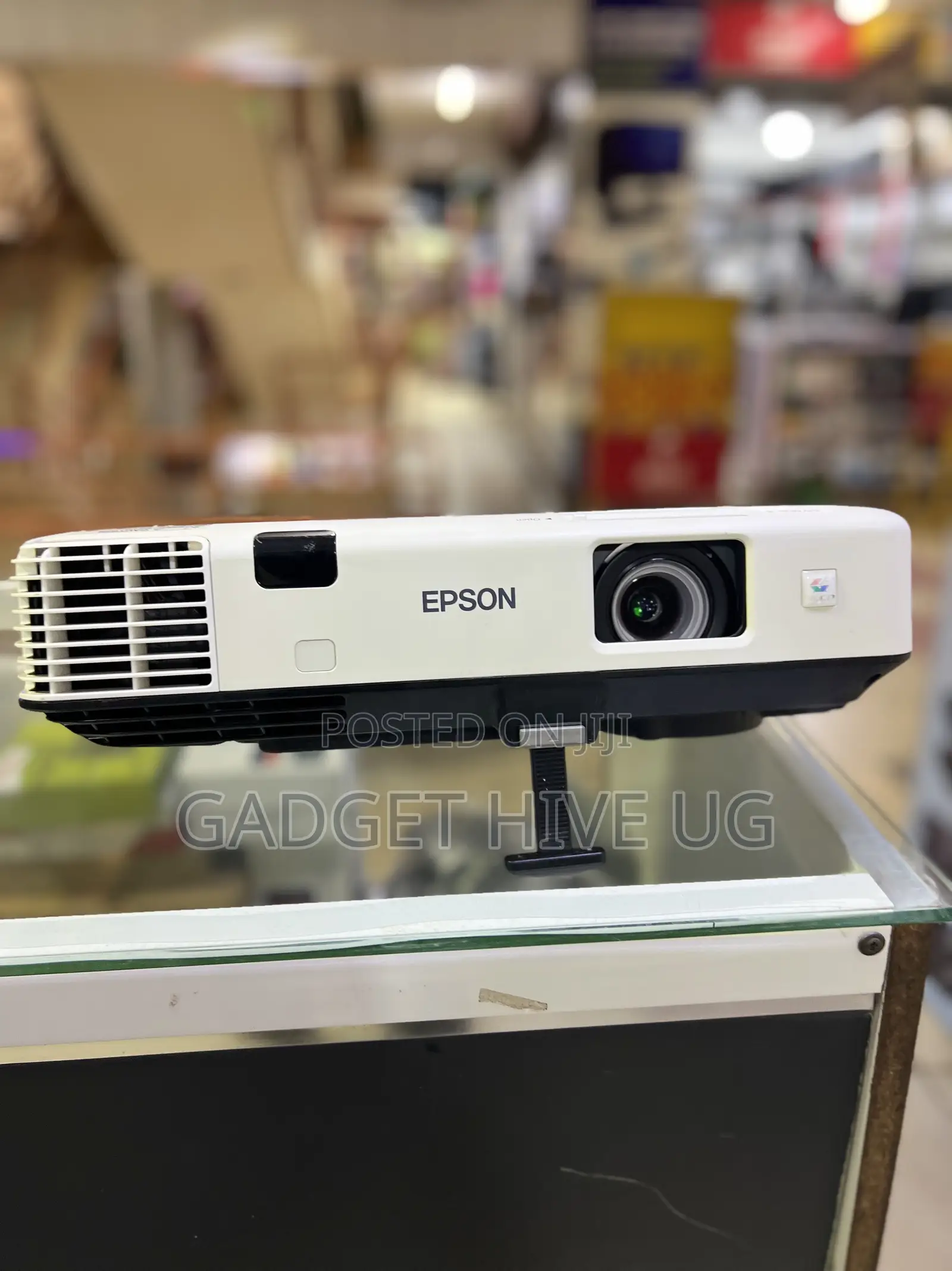 5000 Lumens Epson Projector