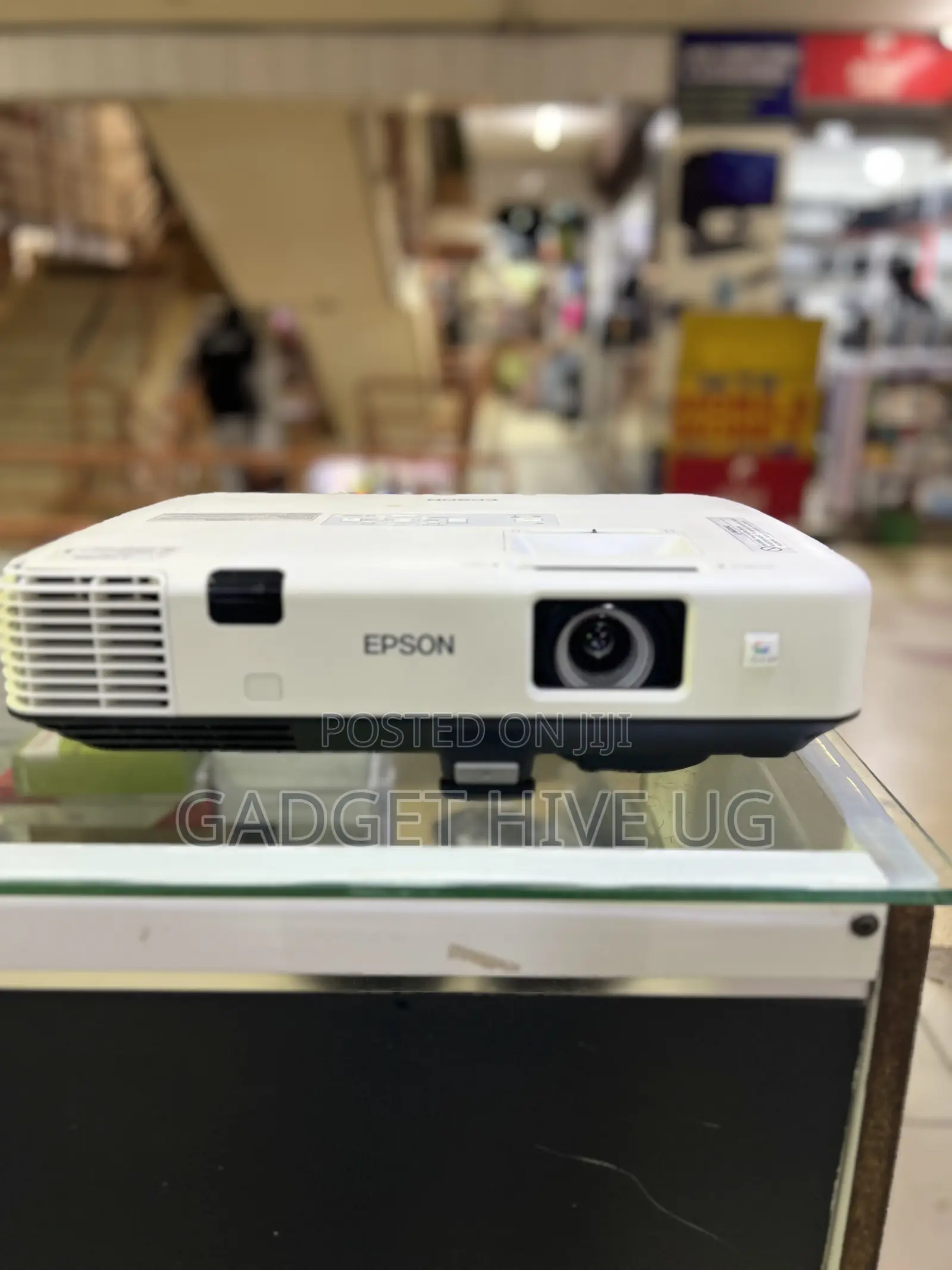 5000 Lumens Epson Projector