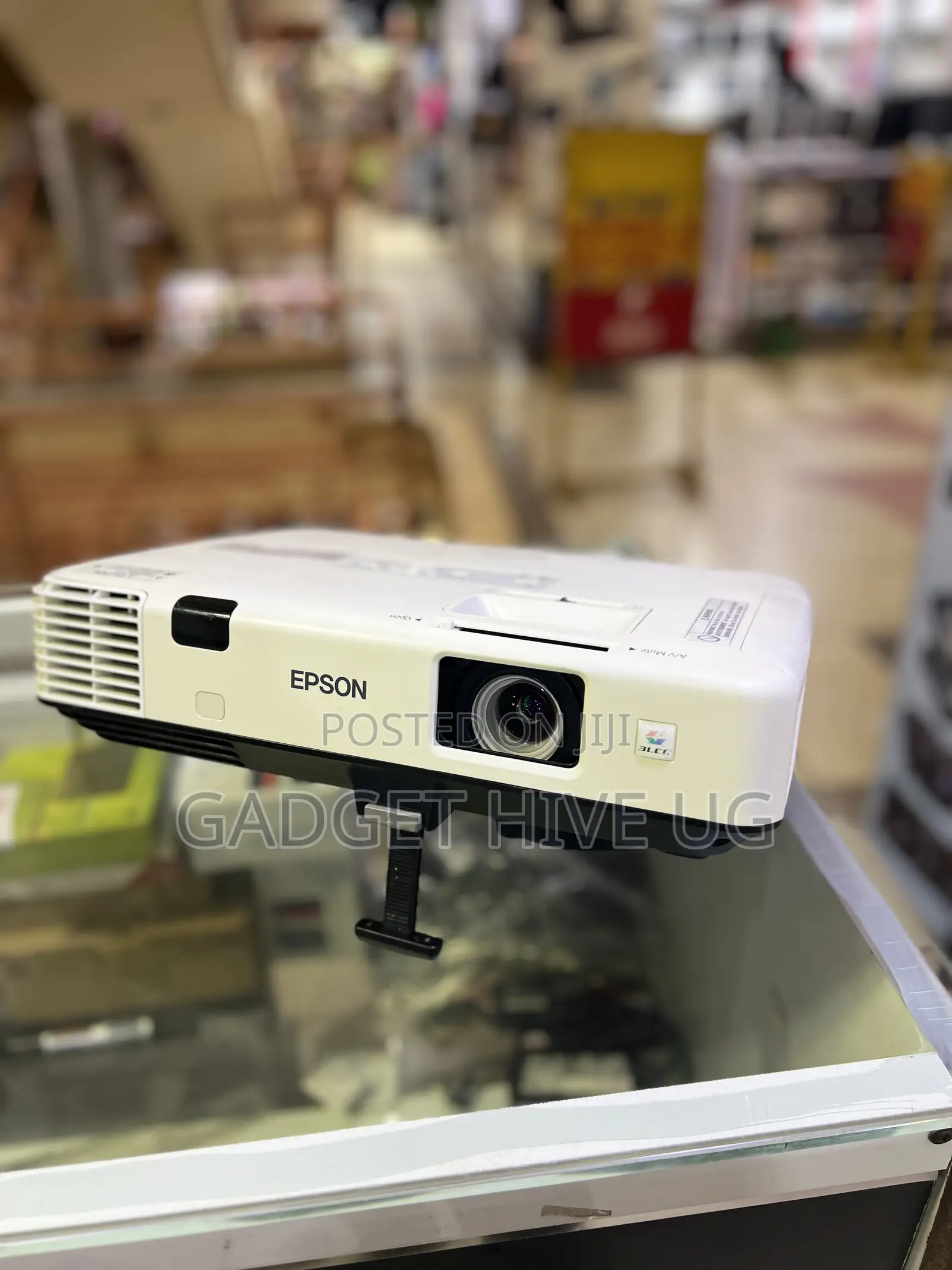 5000 Lumens Epson Projector
