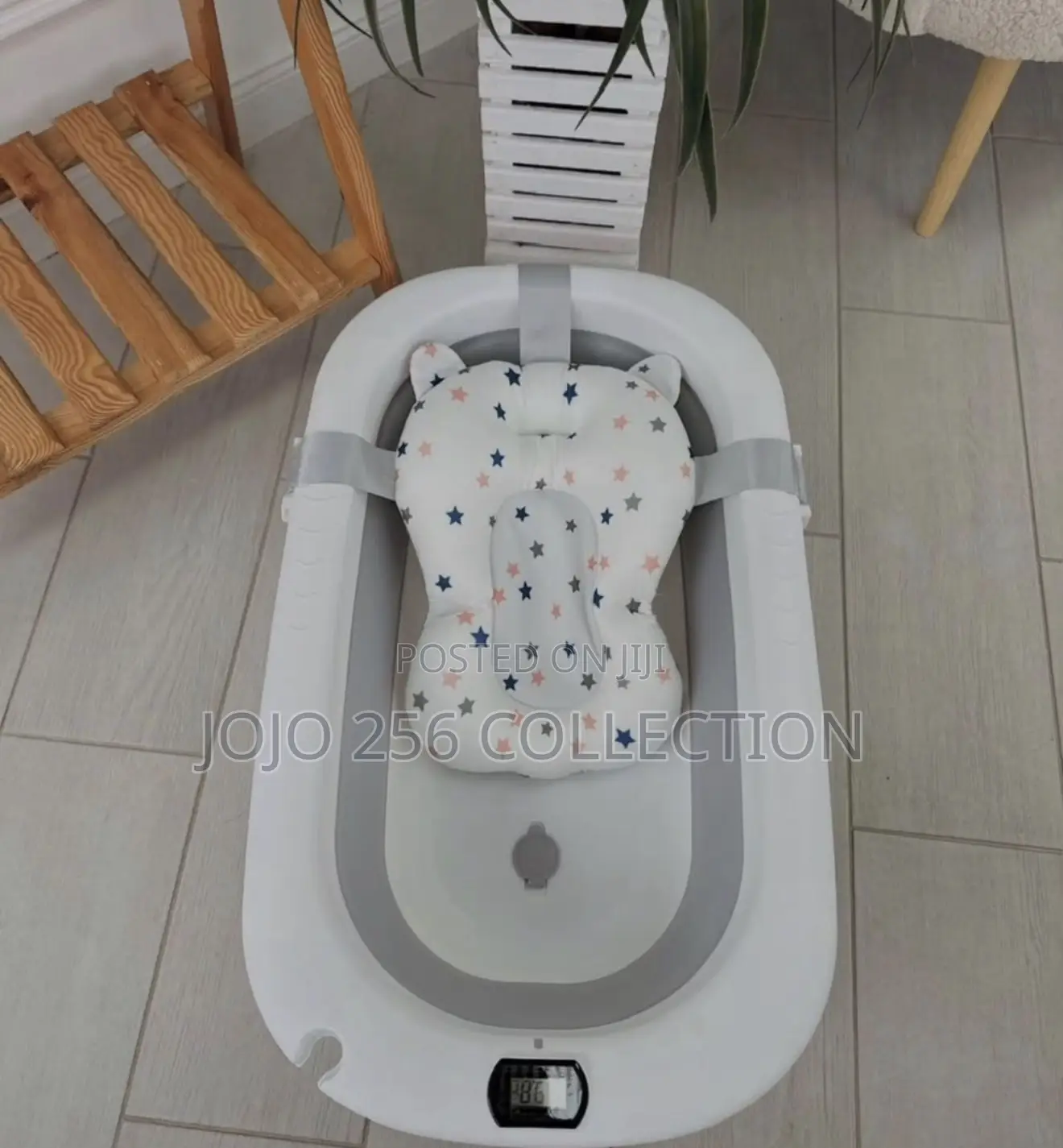 Foldable Basin With Bather