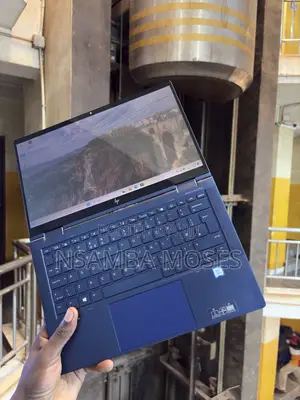 Laptop HP Dragonfly G1 16GB Intel Core i7 SSD 512GB