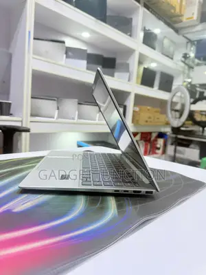 New Laptop HP Pavilion 14 16GB Intel Core Ultra 5 SSD 512GB