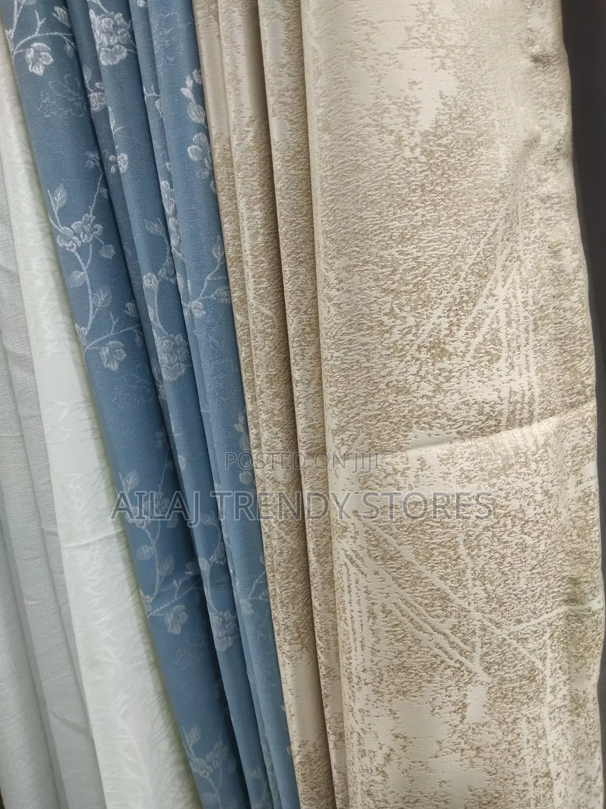 I Need Floral Gray or Blue Curtains Per Metre