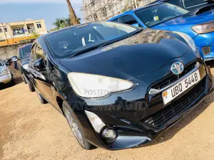 Toyota Aqua 2012 Black