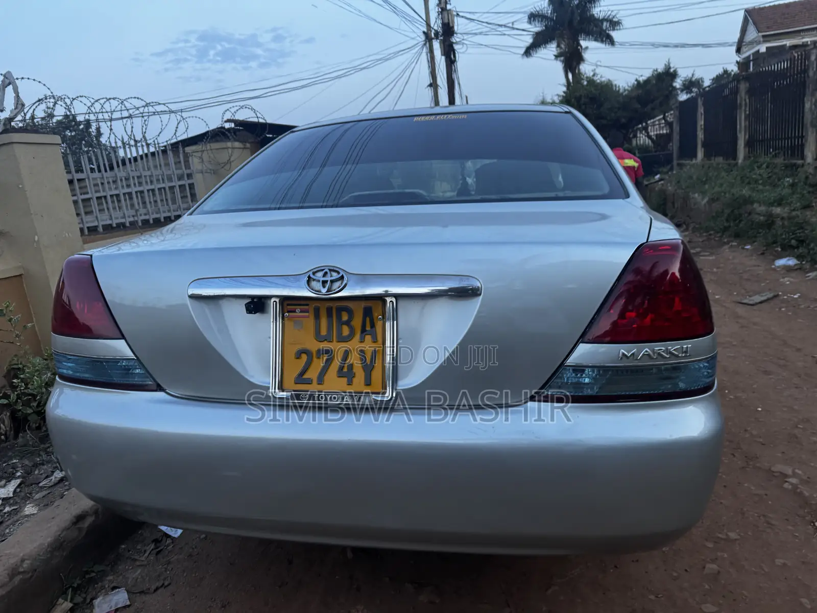 Toyota Mark II 2004 Silver