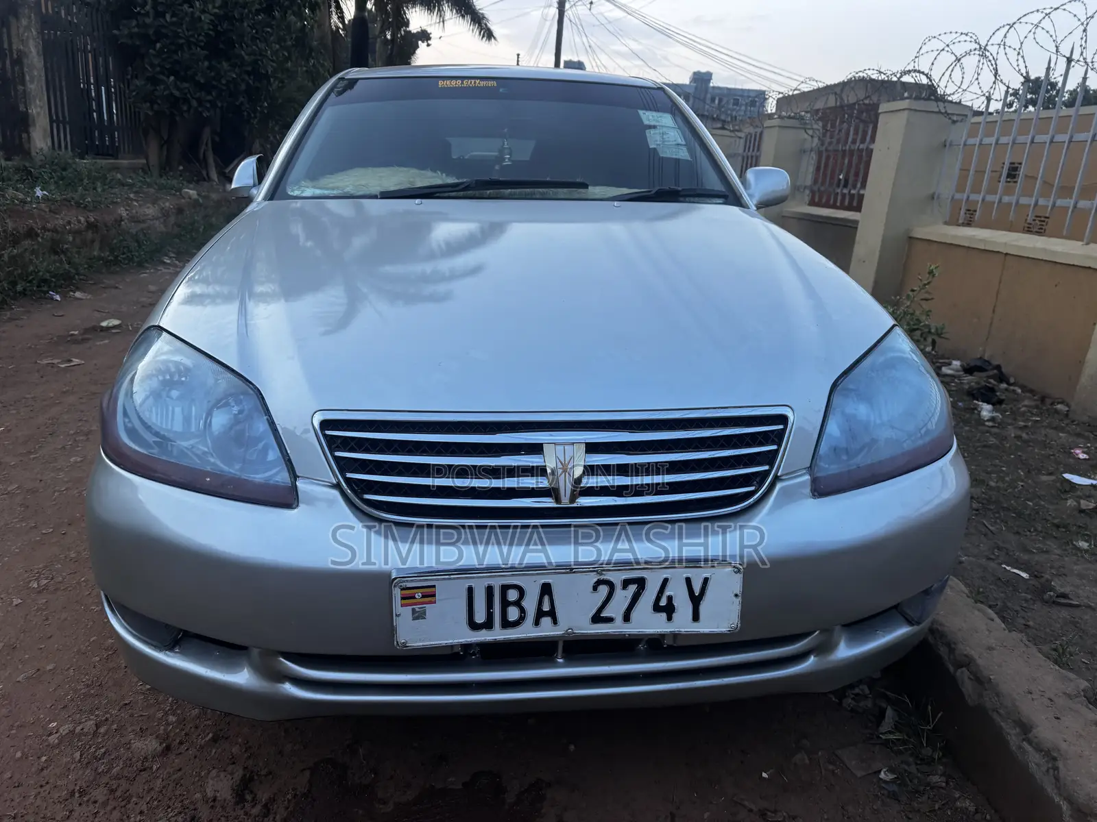 Toyota Mark II 2004 Silver