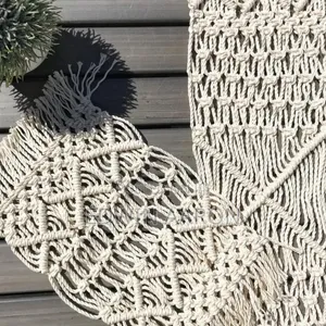 6/8 Seater Knitted Table Runner